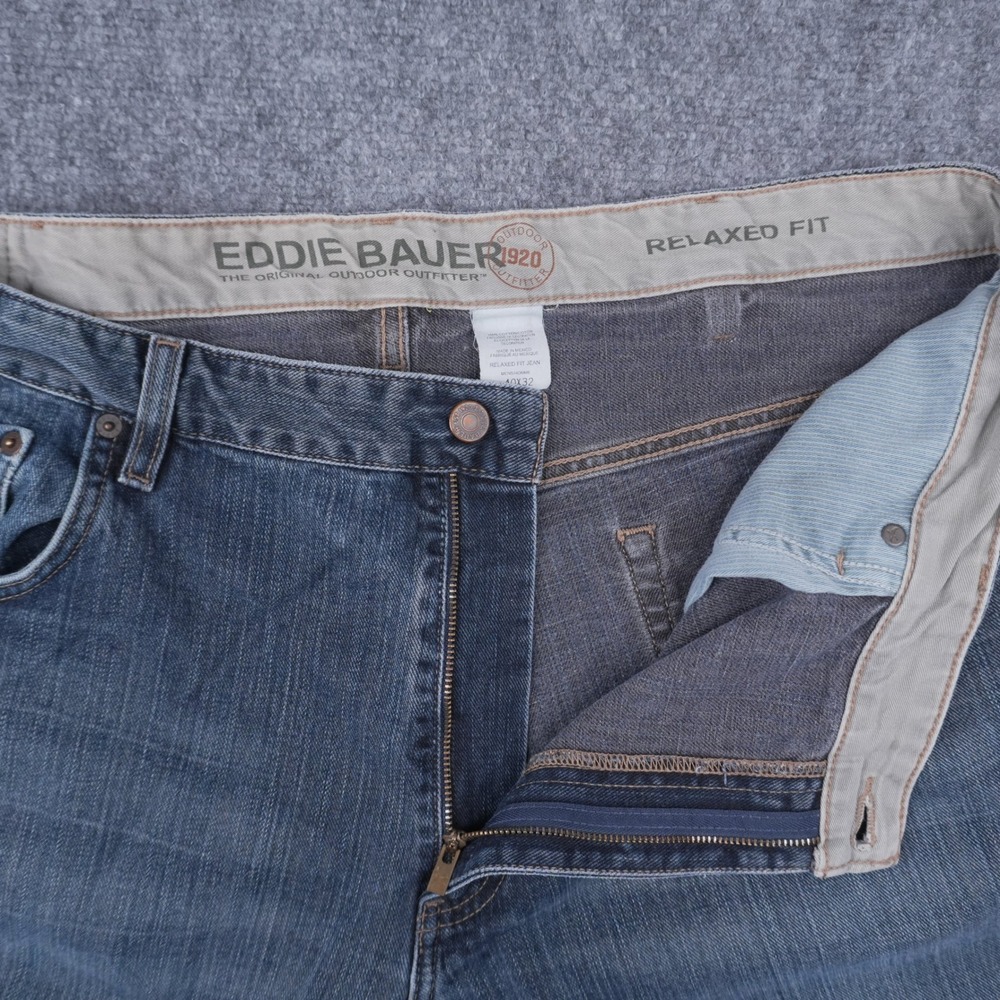 Eddie Bauer Relaxed Fit Jeans Mens 40x32 Blue Medium Wash Denim Cotton 1920 - Picture 9 of 10